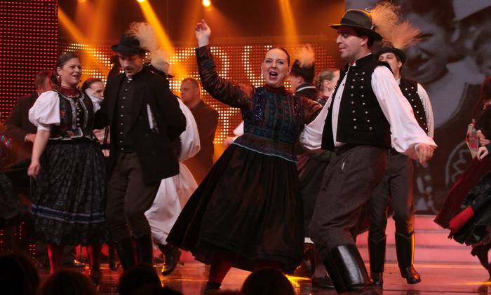 Fölszállott a páva - első elődöntő