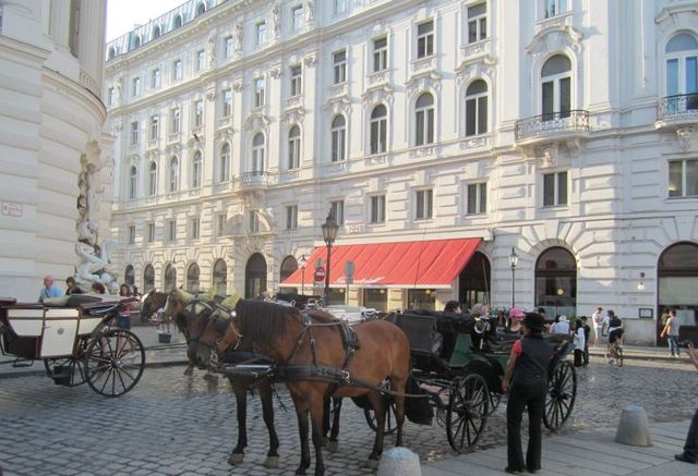 Élhető, tiszta, viszonylag csendes, és emberléptékű Bécs