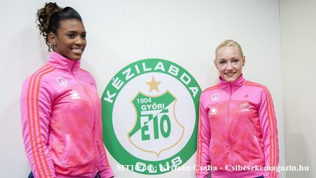 A brazil Tamires Morena és a cseh Jana Knedlikova, a Bajnokok Ligája-címvédõ Győri Audi ETO KC női kézilabdacsapatának új játékosai