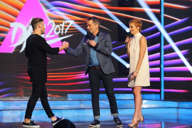 Szabó Ádám is örülhetett, hiszen Together című dalát a nézők szavazatai továbbsegítették